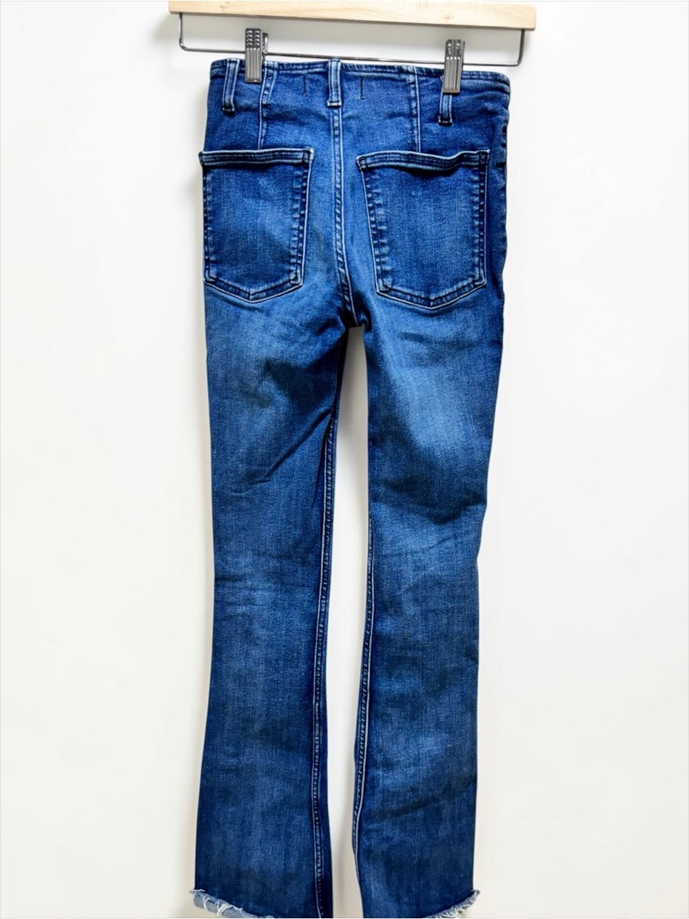 Free People We The Free Level Up Slit Slim Flare Jeans Size 24 - Picture 10 of 10